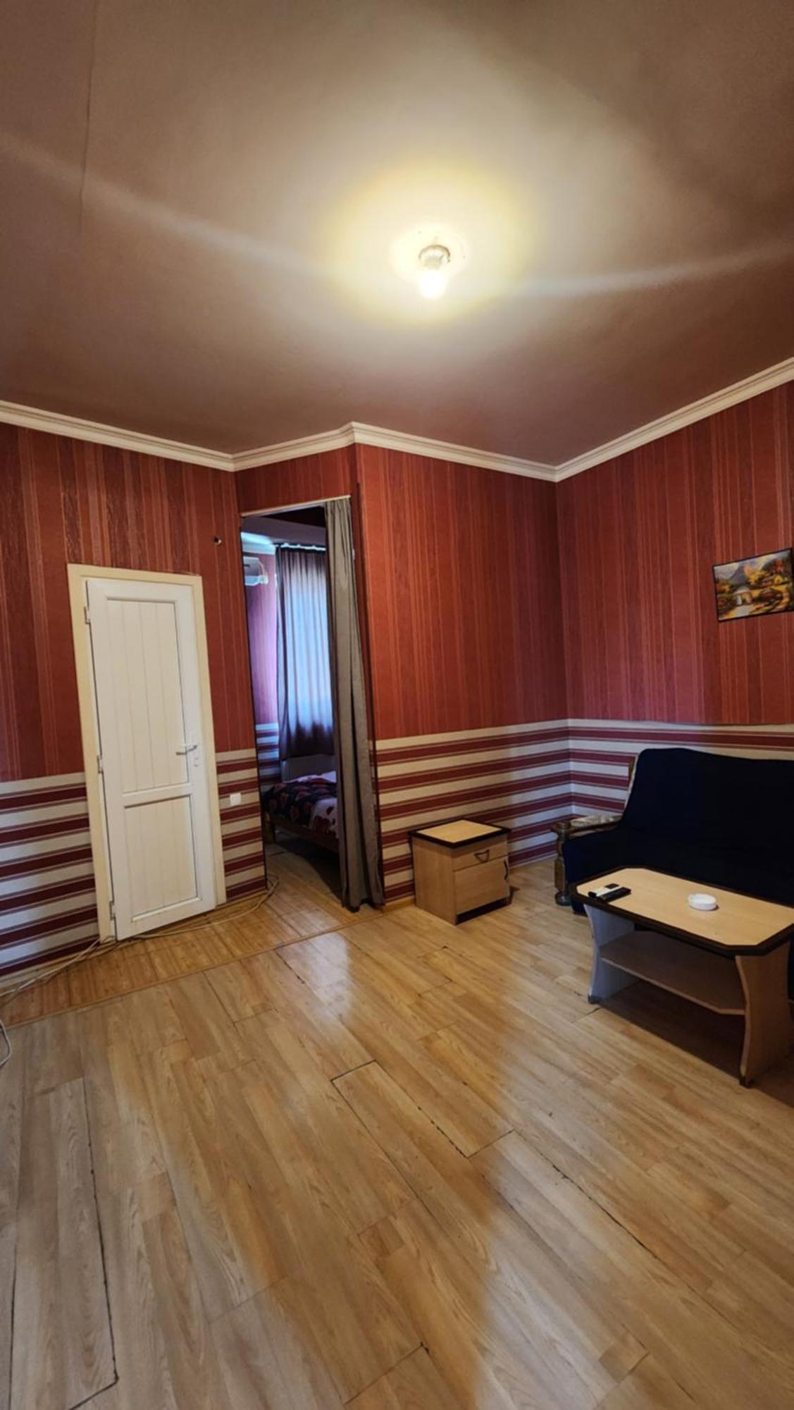 Hotel ,,Mega" Tiflis Dış mekan fotoğraf