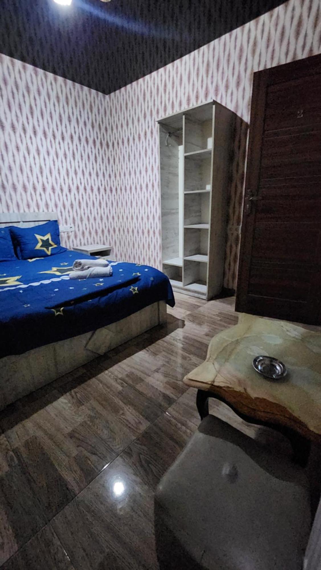 Hotel ,,Mega" Tiflis Dış mekan fotoğraf