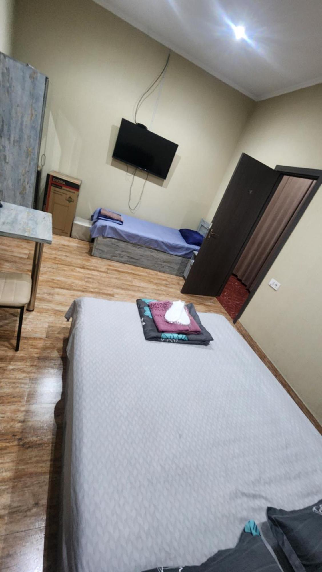 Hotel ,,Mega" Tiflis Dış mekan fotoğraf